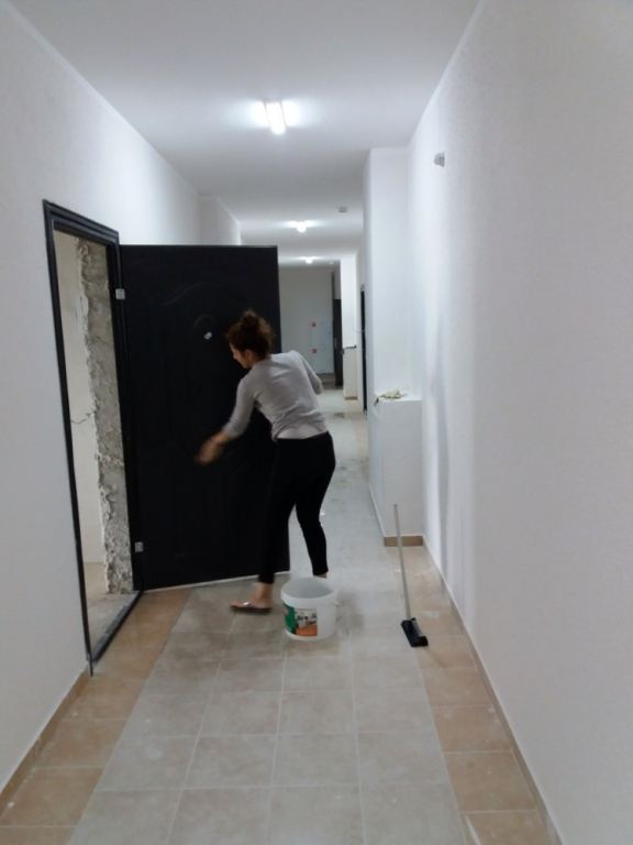 2-5.jpg.76098371ea828de8dfbcaa059a5e7ab9.jpg