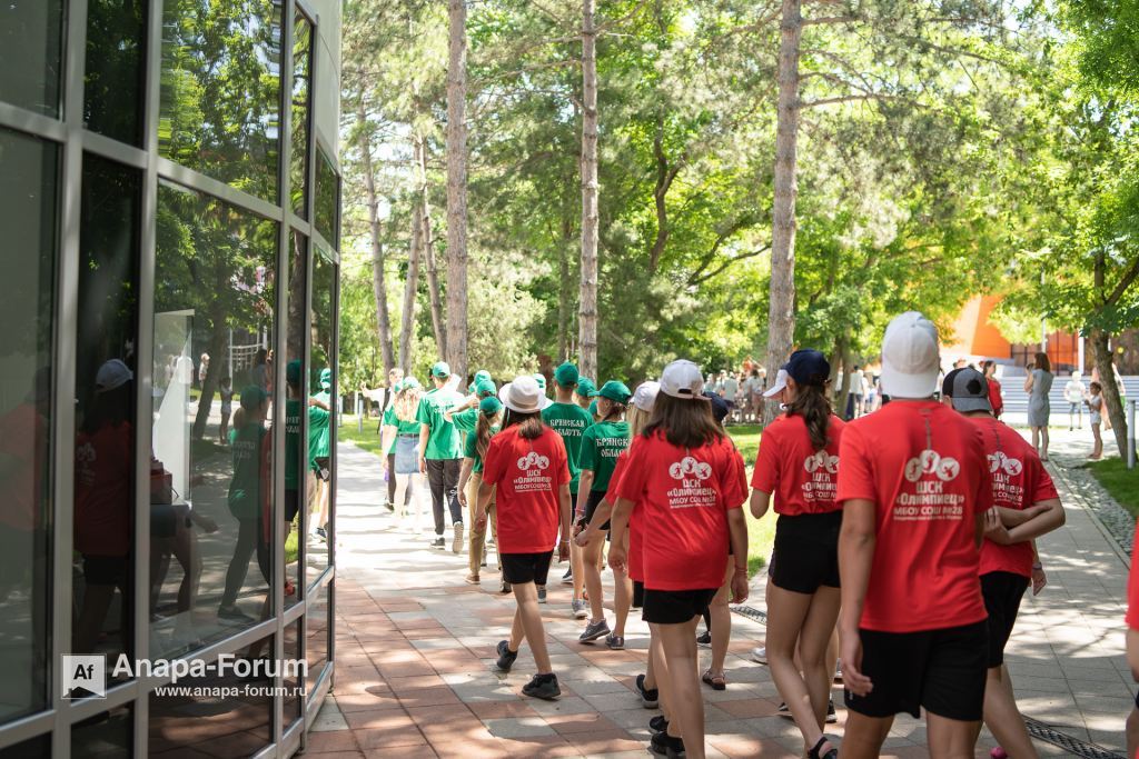 BVL01277.jpg.691b2a5876b904b98fc1e74a7e9d10be.jpg